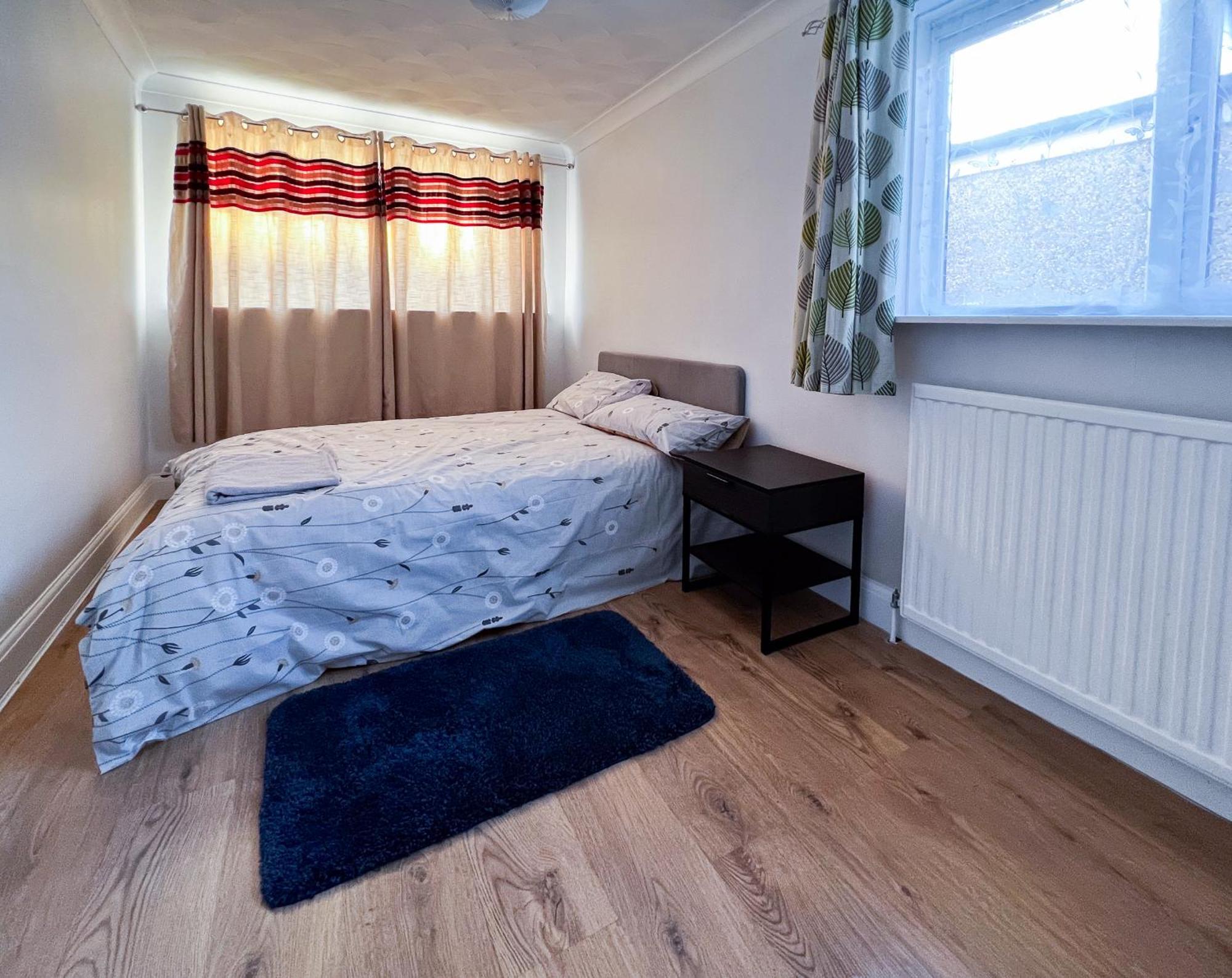 Spacious Retreat - Remote Worker & Family Friendly 포츠머스 외부 사진